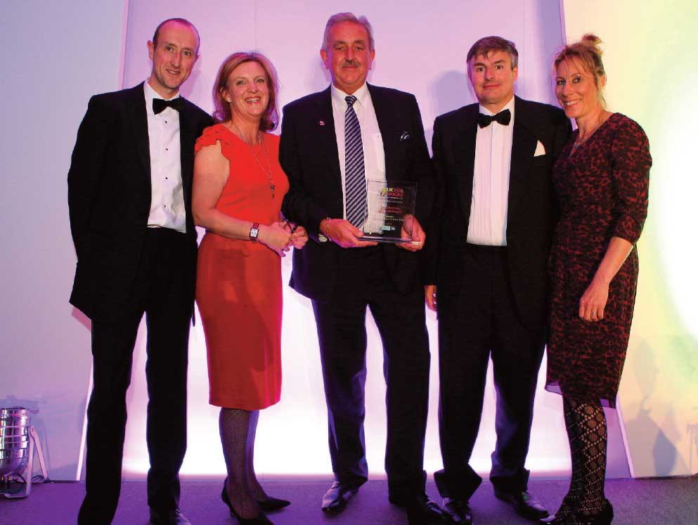 Die Gewinner des UK AD&BIOGAS Industry Awards 2014 mit ihrer Auszeichnung „Best Merchant Waste AD Project“