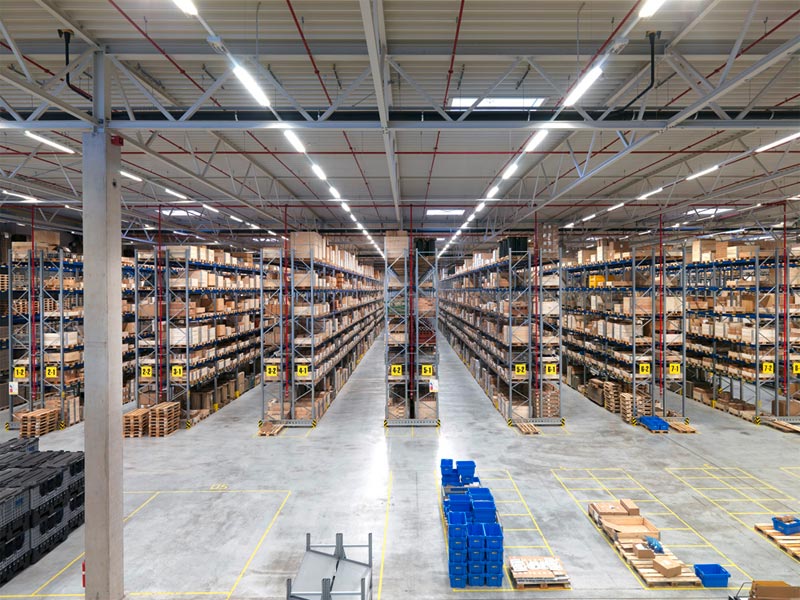 Das MWM Logistik-Zentrum in Lorsch versorgt Kunden weltweit mit Original-Ersatzteilen. 