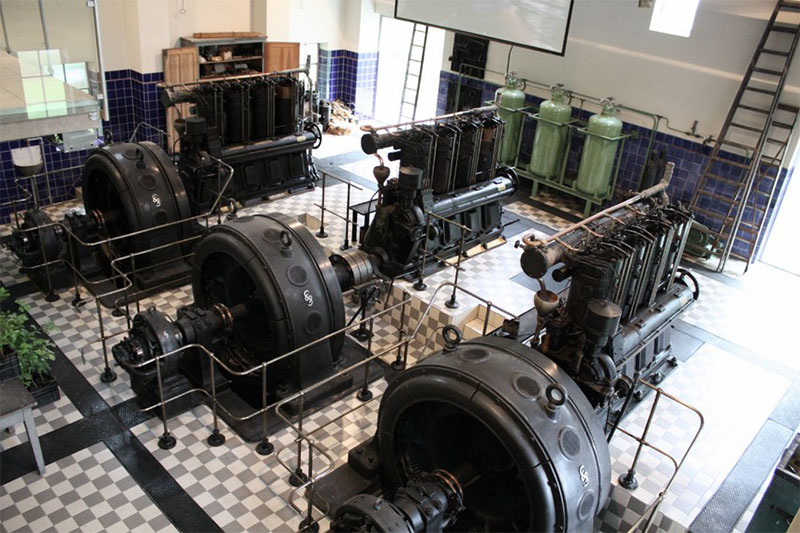 MWM diesel generator sets with RH 40-V engines in the power plant for the Niederfinow Boat Lift, Norbert Eisinger